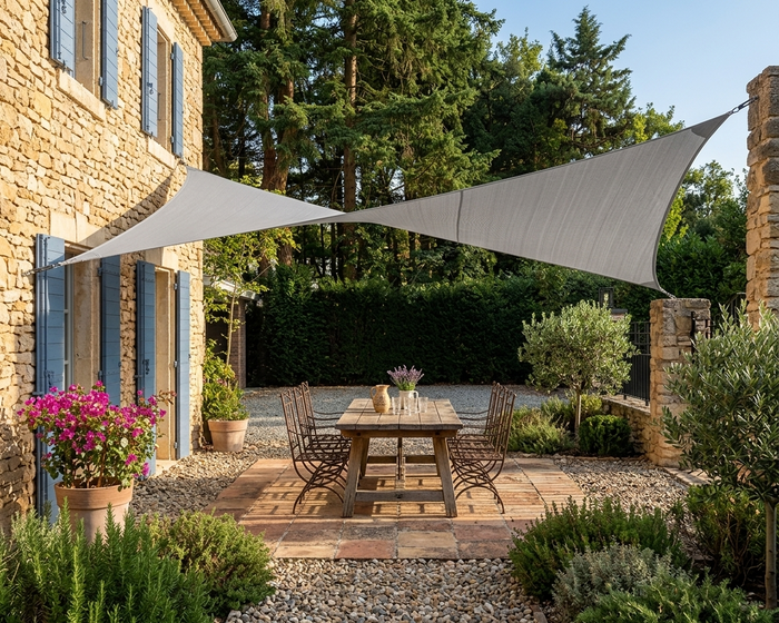 Voile d'Ombrage Rectangulaire Grise avec Kit Fixation